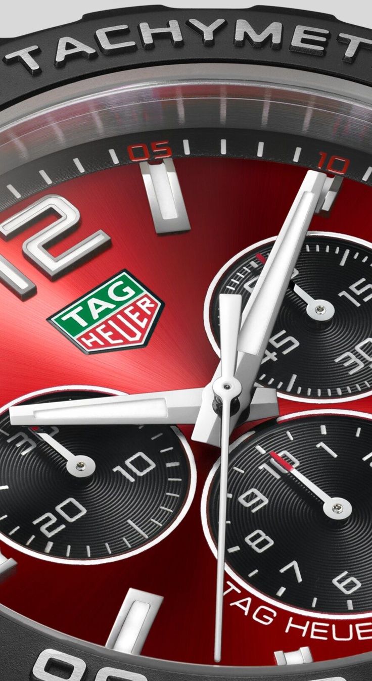 TAG HEUER