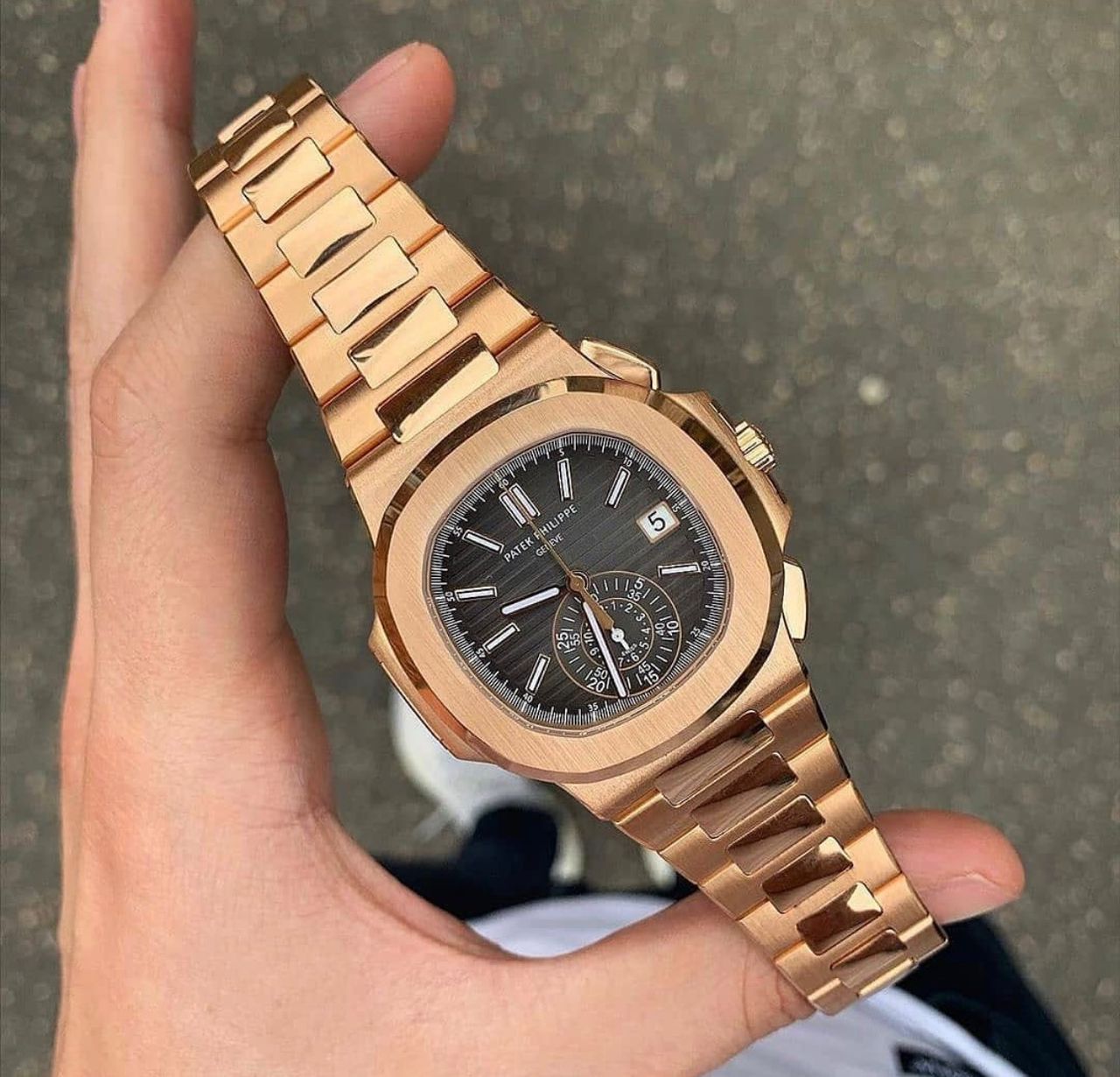 PATEK PHILIPPE NAUTILUS