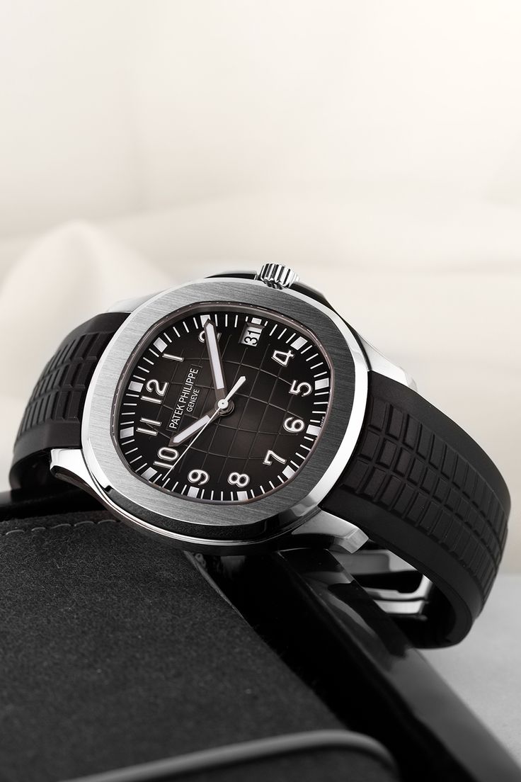 PATEK PHILIPPE AQUANAUT
