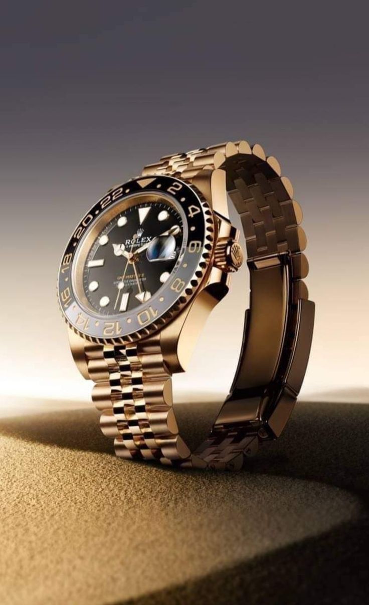 ROLEX SUBMARINER GOLD