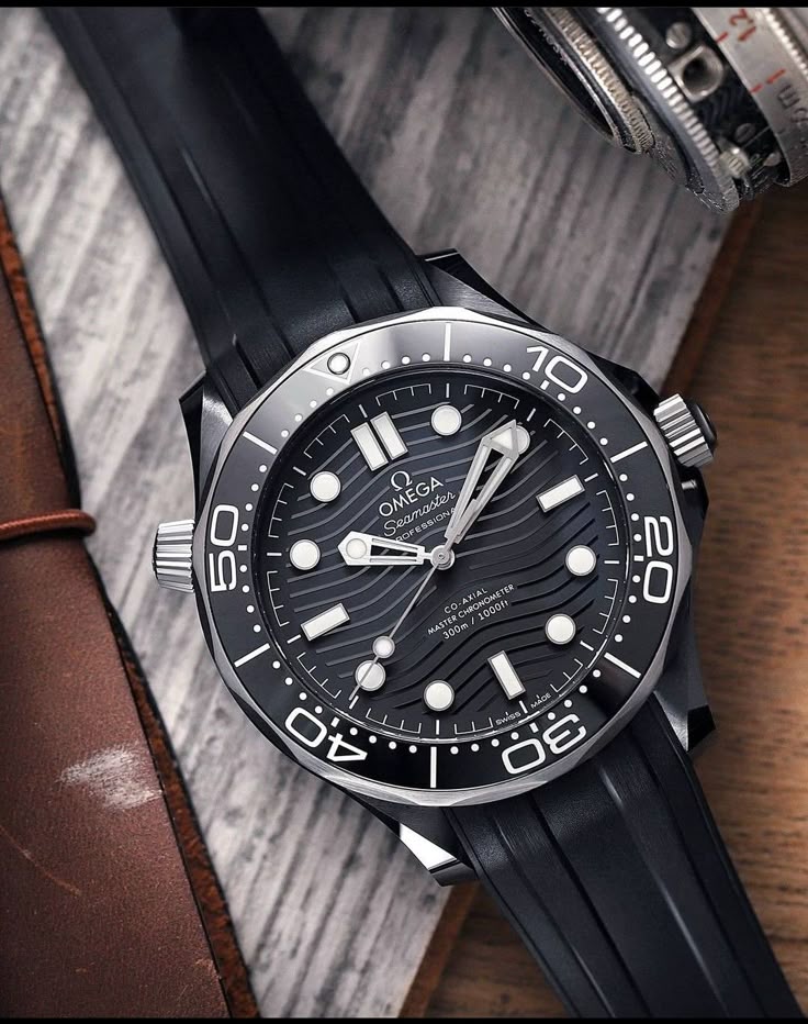 OMEGA SEAMASTER 300M